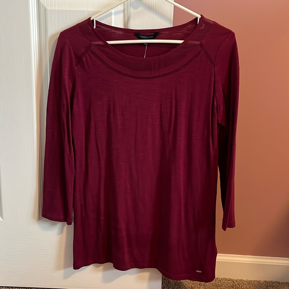 NEW Tommy Hilfiger Shirt Women’s Size Small Maroon Wine 3/4 Length Sleeves
